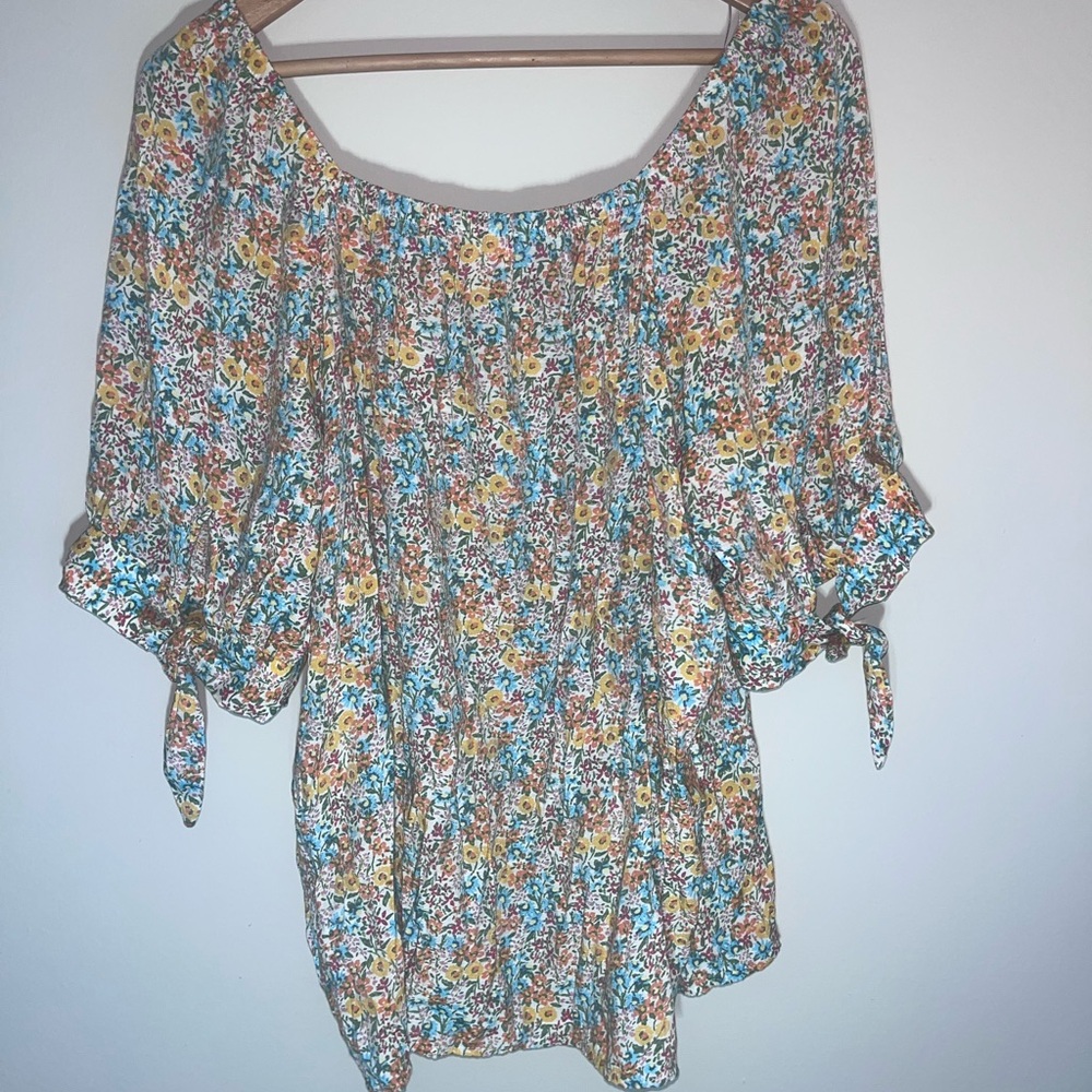 LC Lauren Conrad Yellow Multi Floral Button-Front Puff Sleeve Top - Picture 5 of 6